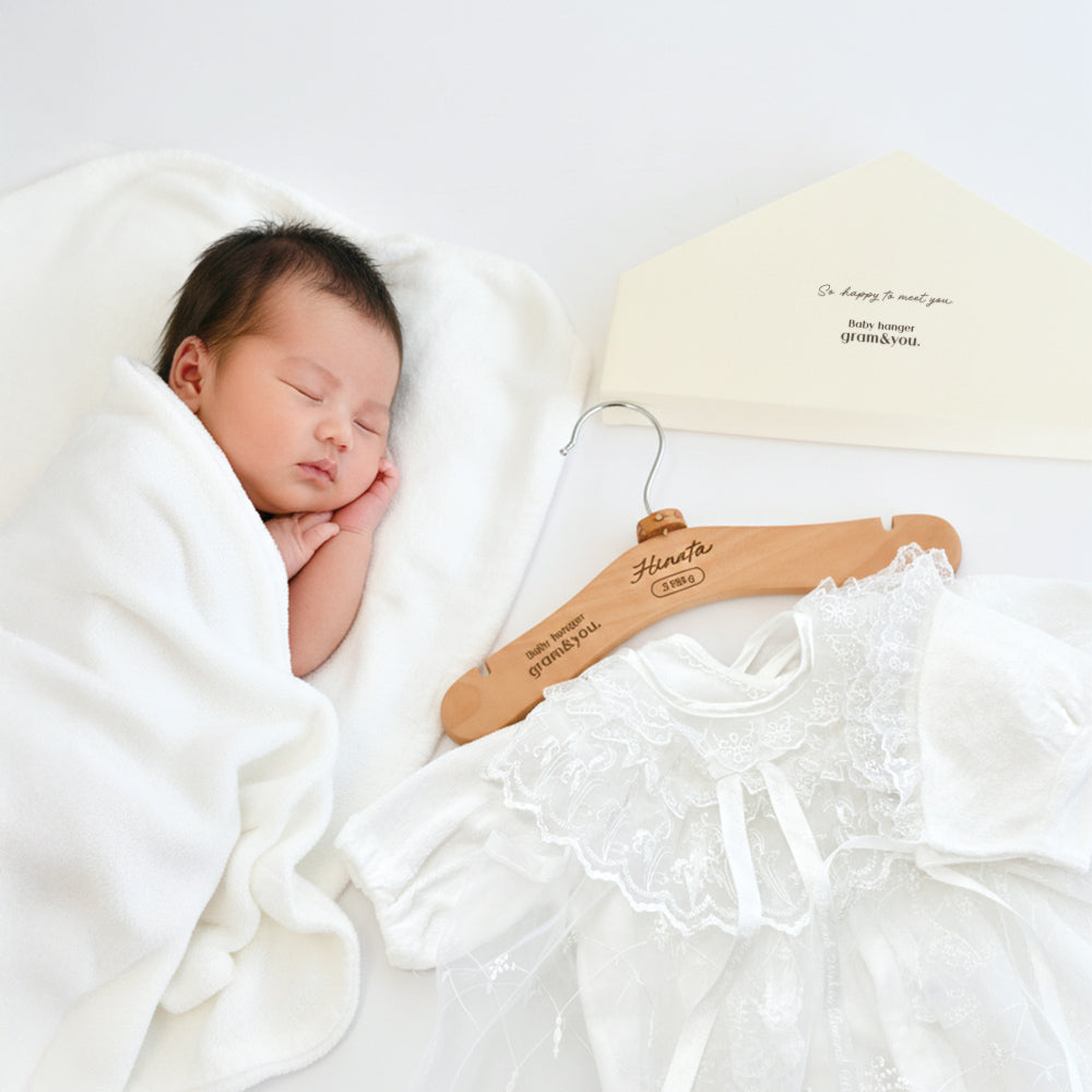 〈gram&you.〉刻印バースデーハンガー
